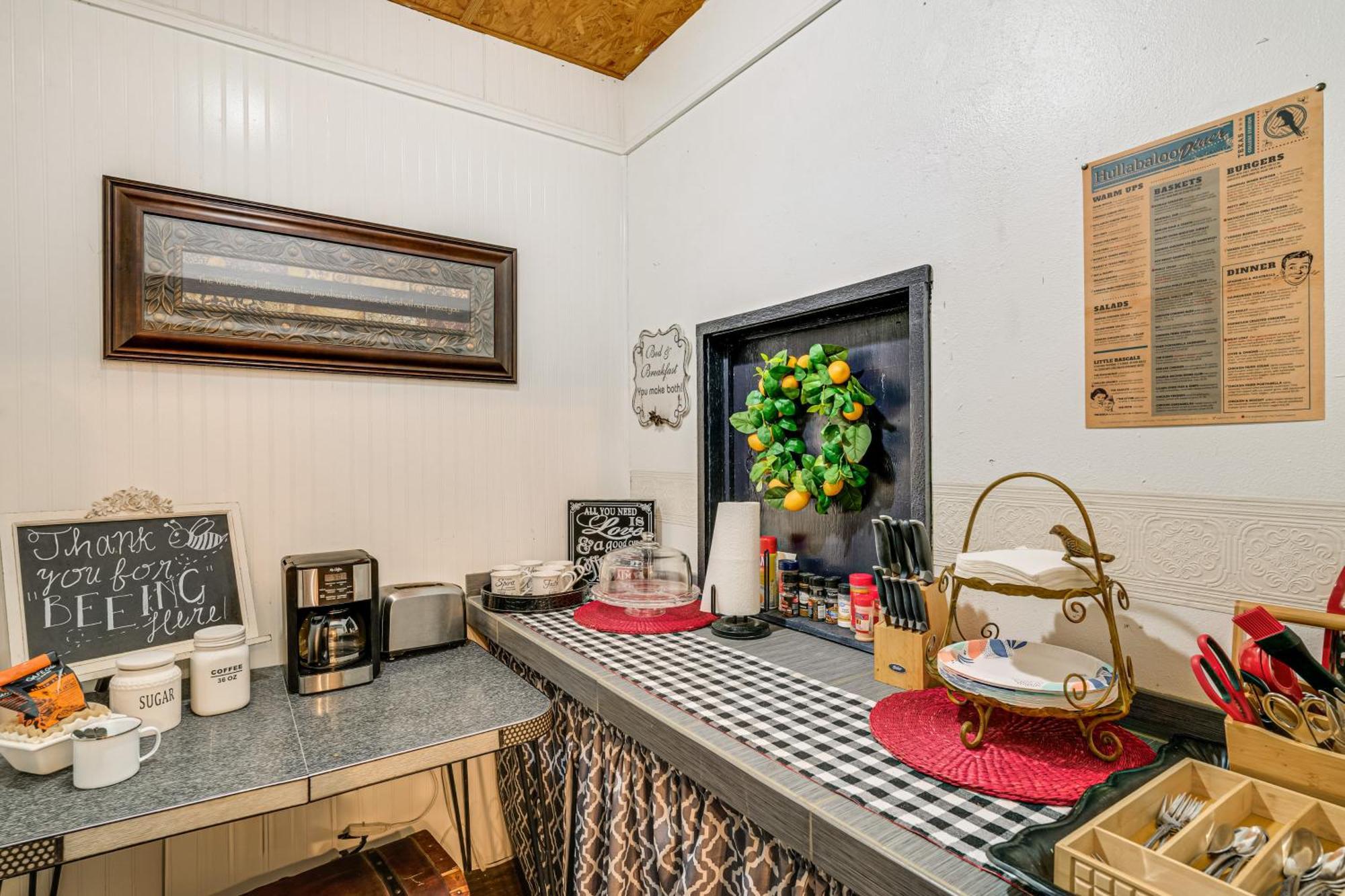 Вилла College Station Getaway With Hot Tub And Courtyard! Экстерьер фото